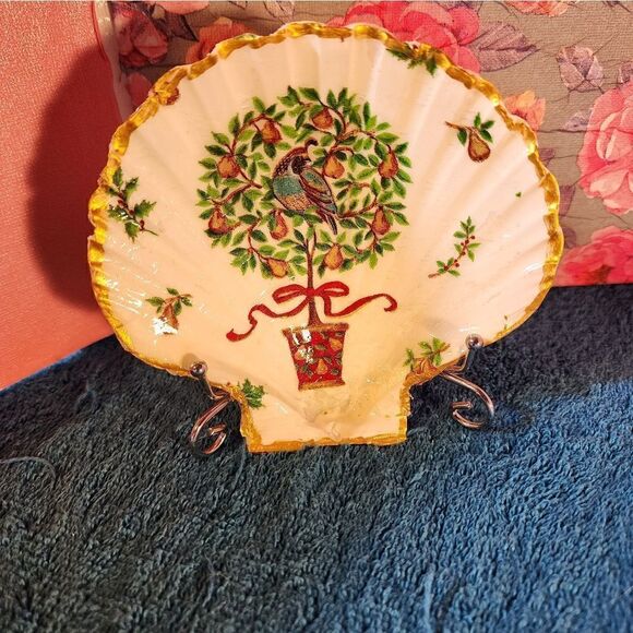 Decoupage Scalloped shells   - Picture 4 of 5